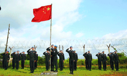 搬家公司舉行升國旗儀式，喜迎國慶！